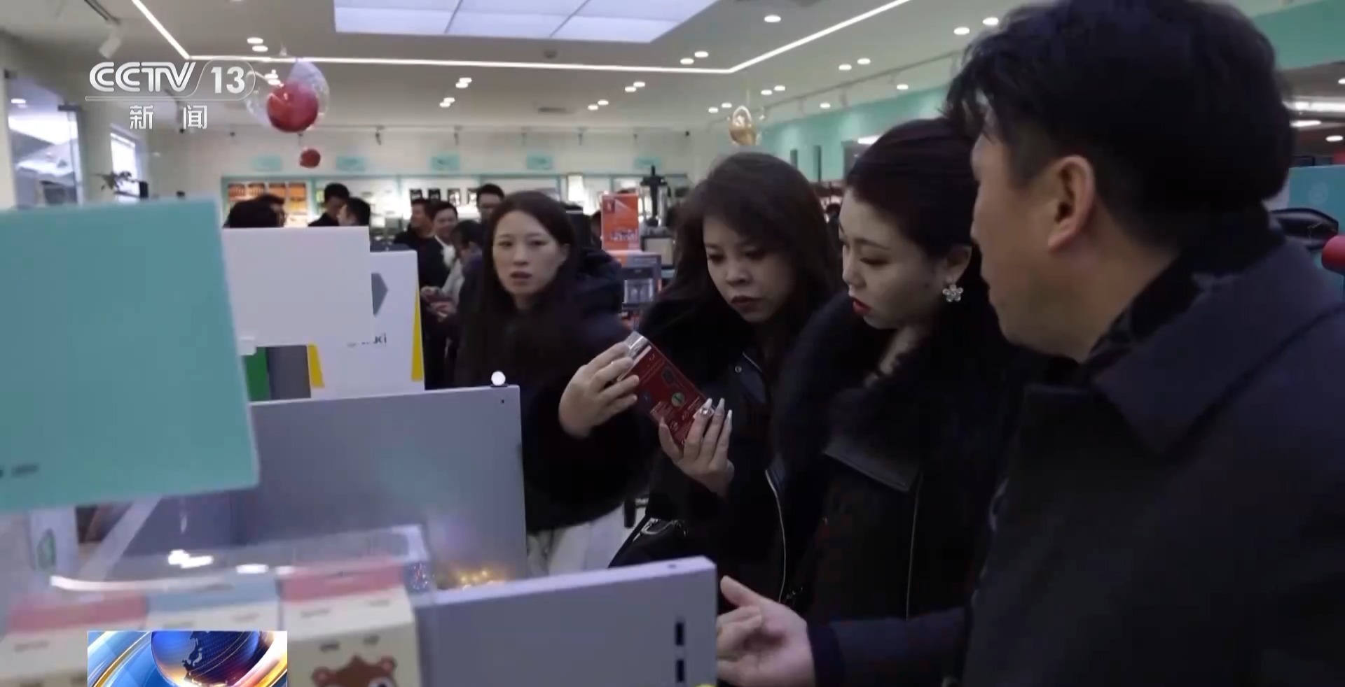 船” 义乌中国小商品城“品牌出海”记冰球突破新春走基层丨给商户造一艘“(图6)